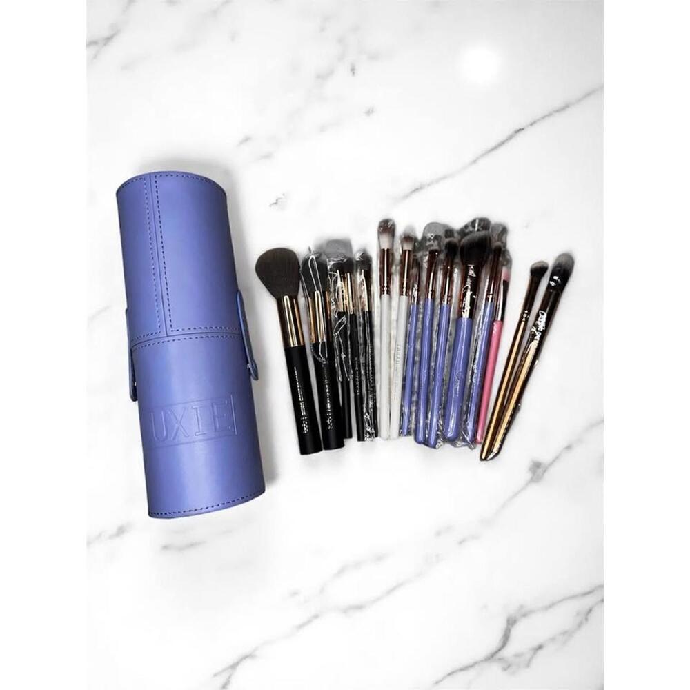 NEW Assorted Luxury Brand Makeup Brushes Bundle